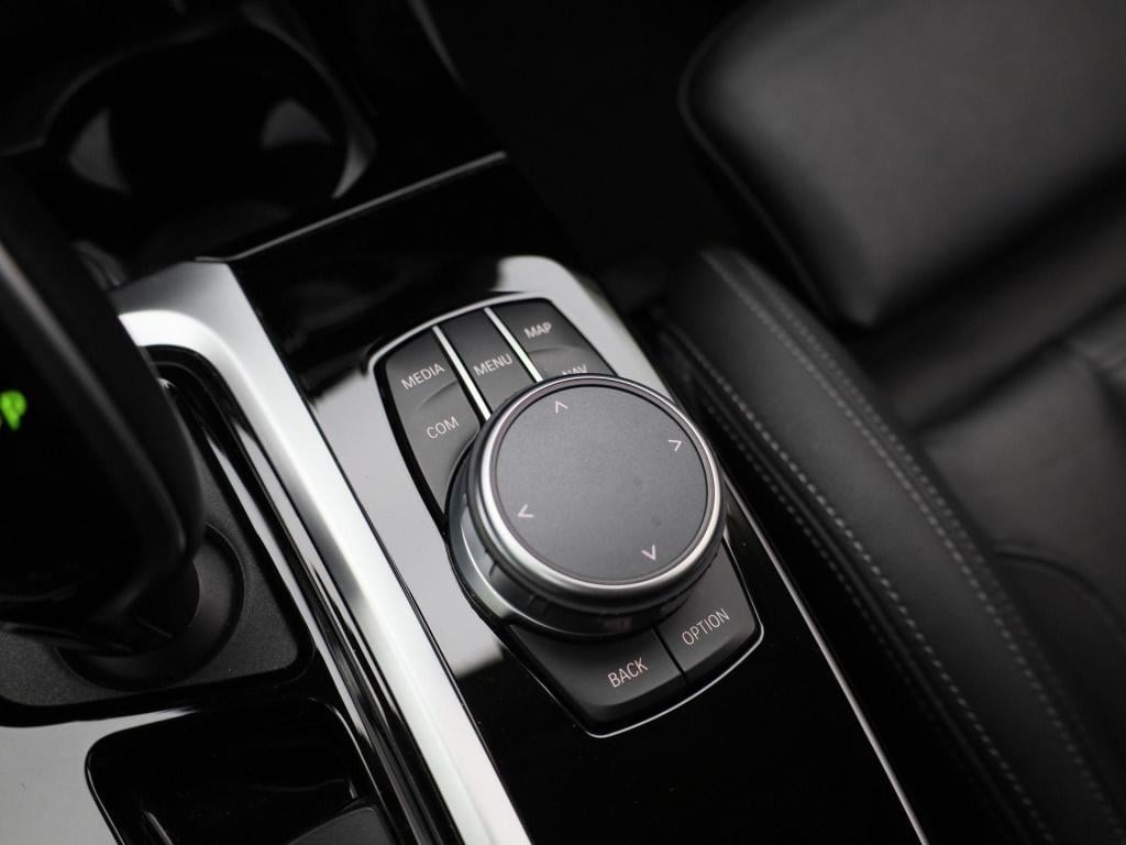 BMW X3 xdrive30e | automaat | climate control | virtual cockpit | apple car