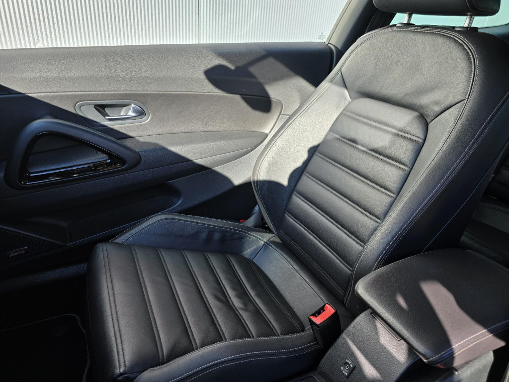 Volkswagen Scirocco 2.0 tsi r