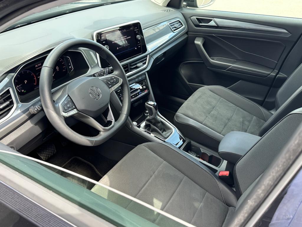 Volkswagen T-roc 1.5 tsi 150pk dsg style carplay | camera | keyless | elek.