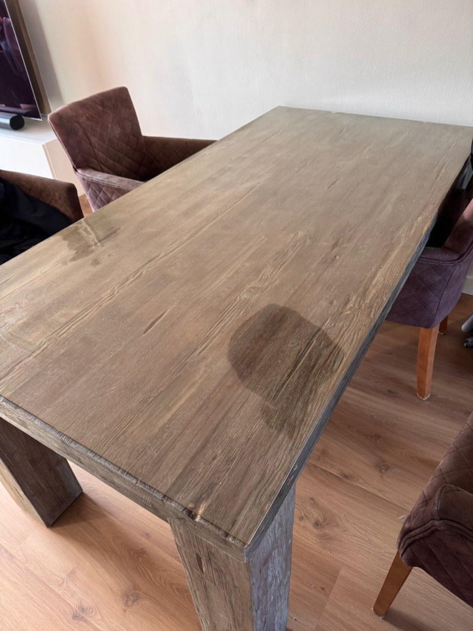 Mooie robuuste eettafel