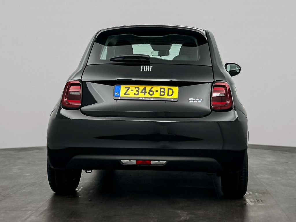 Fiat 500e 42 kwh | carplay | cruise control | ecc | pdc |