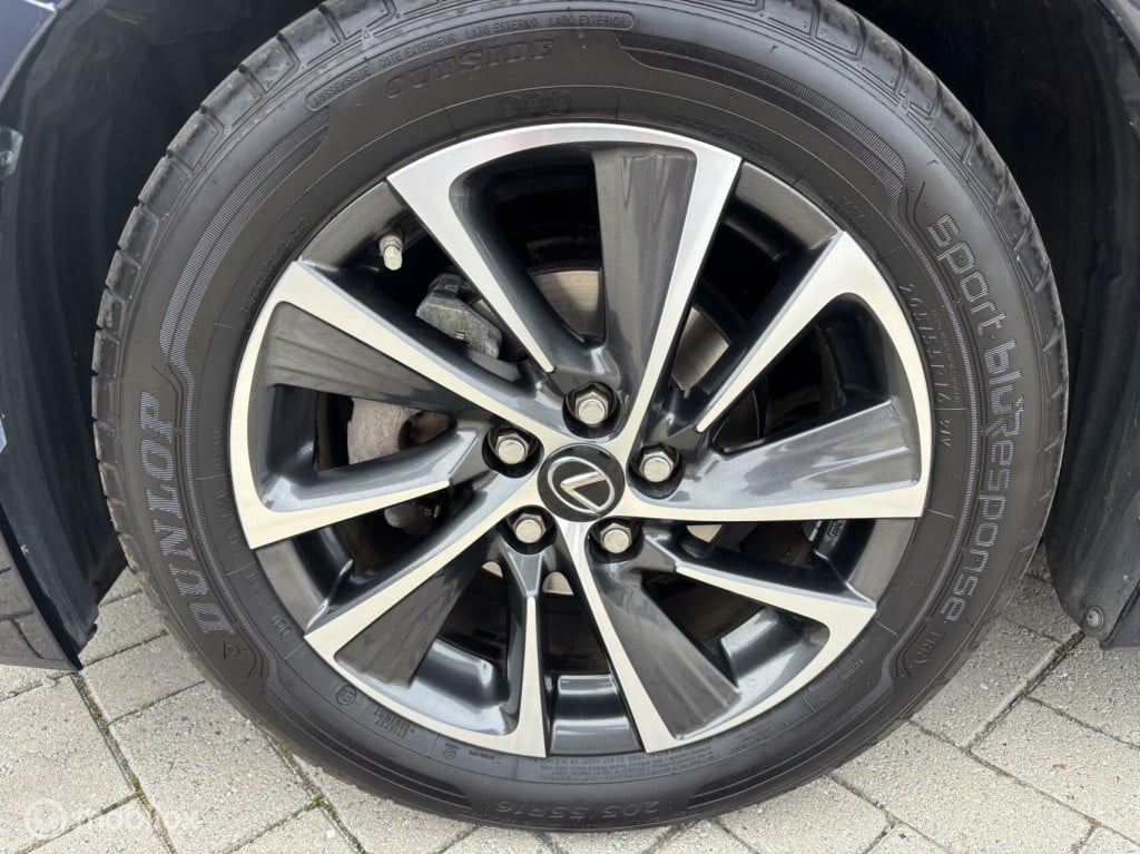 Lexus Ct 200h luxury line