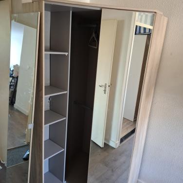 Kledingkast