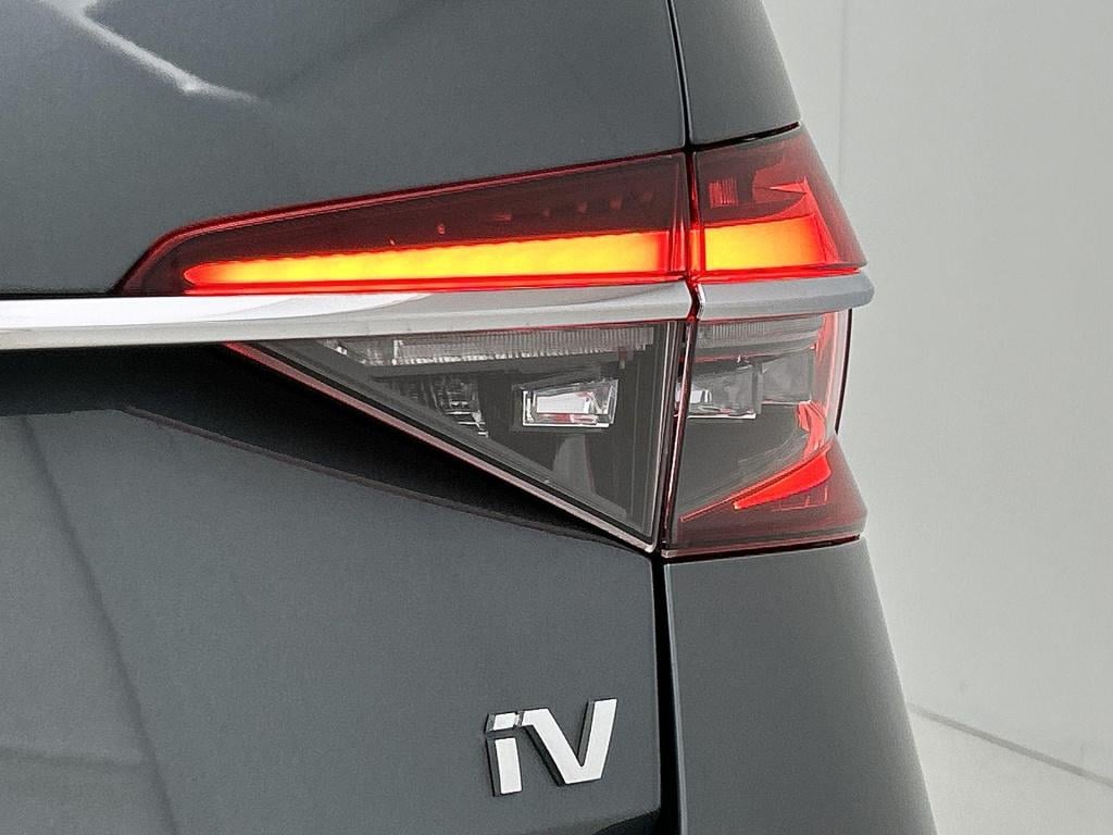 Skoda Superb 1.4 tsi iv dsg laurin & klement combi | automaat | vol-leder |