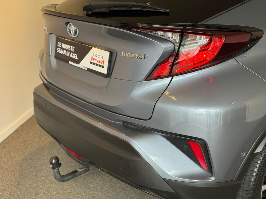 Toyota C-hr 1.8 hybrid business plus