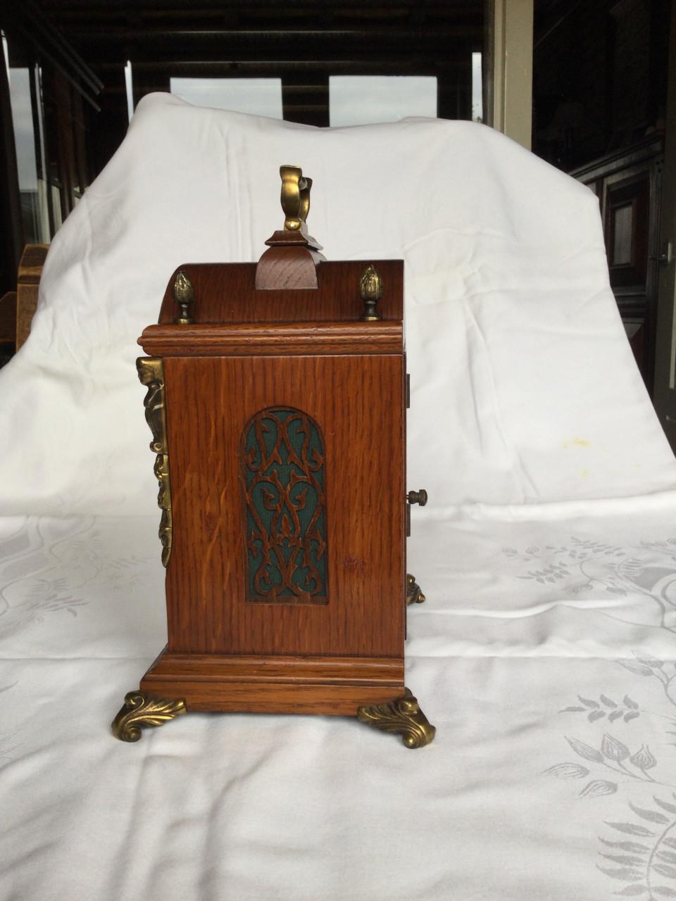 Tafelklok Tempis Fugit