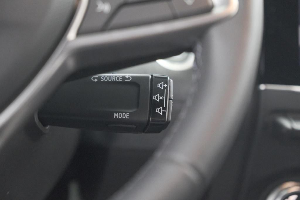 Renault Clio tce 90 gpf techno | 360 camera | adaptieve cruise control | 9.