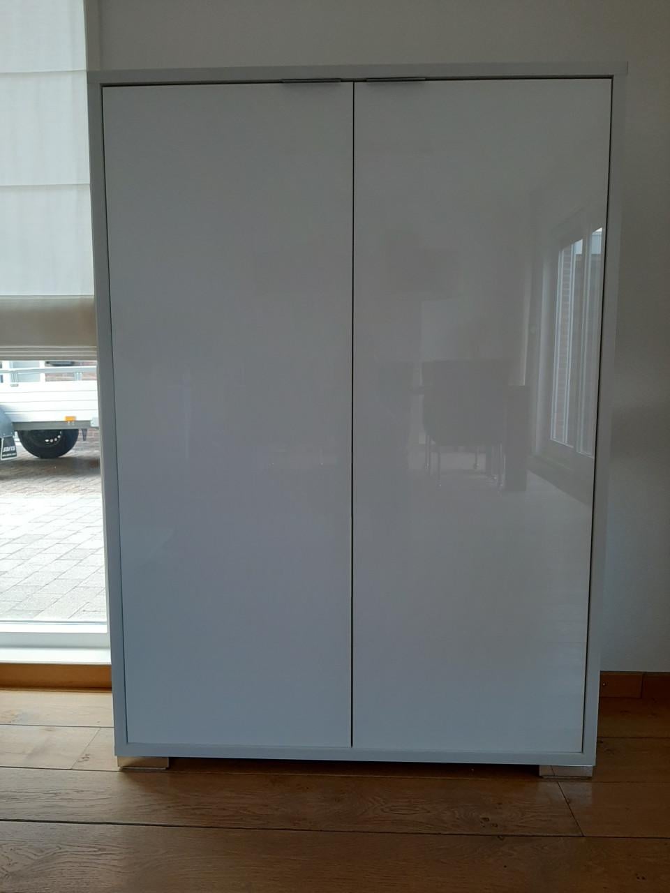 Kast