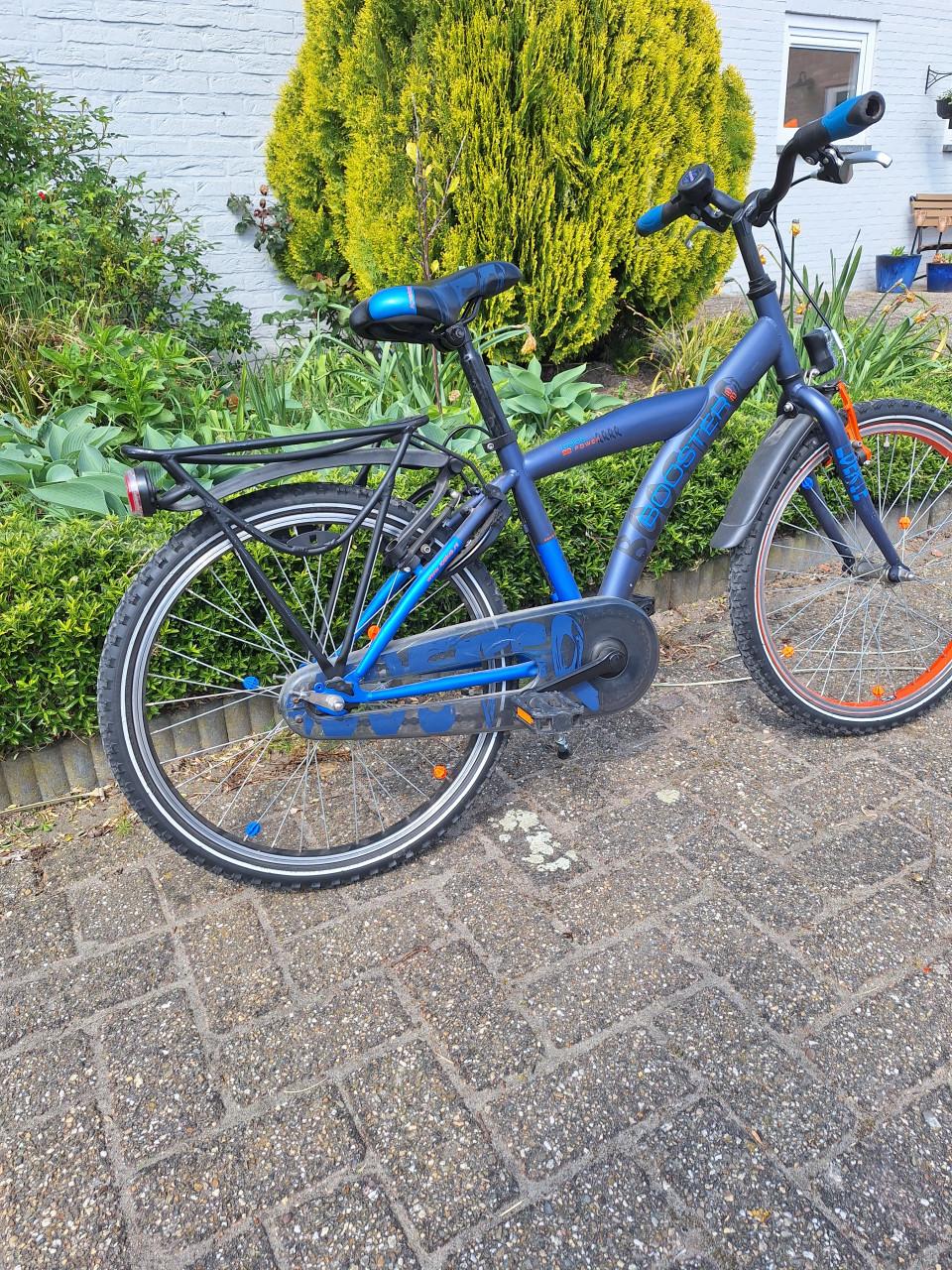 Loekie Booster 22" jongens fiets