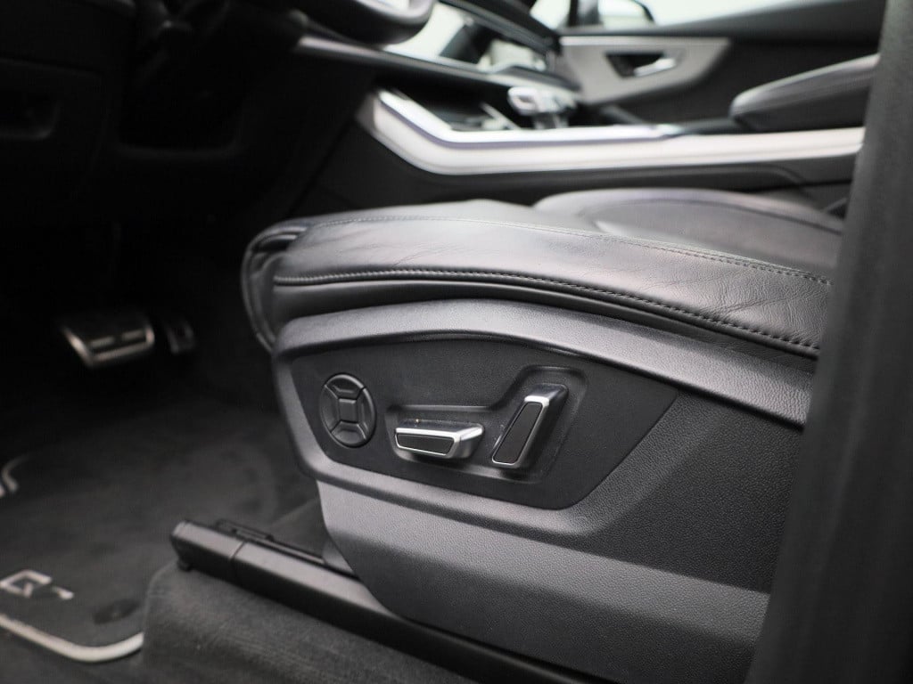 Audi Q7 55 tfsi e quattro pro line plus | nl auto | panoramadak | luchtveri