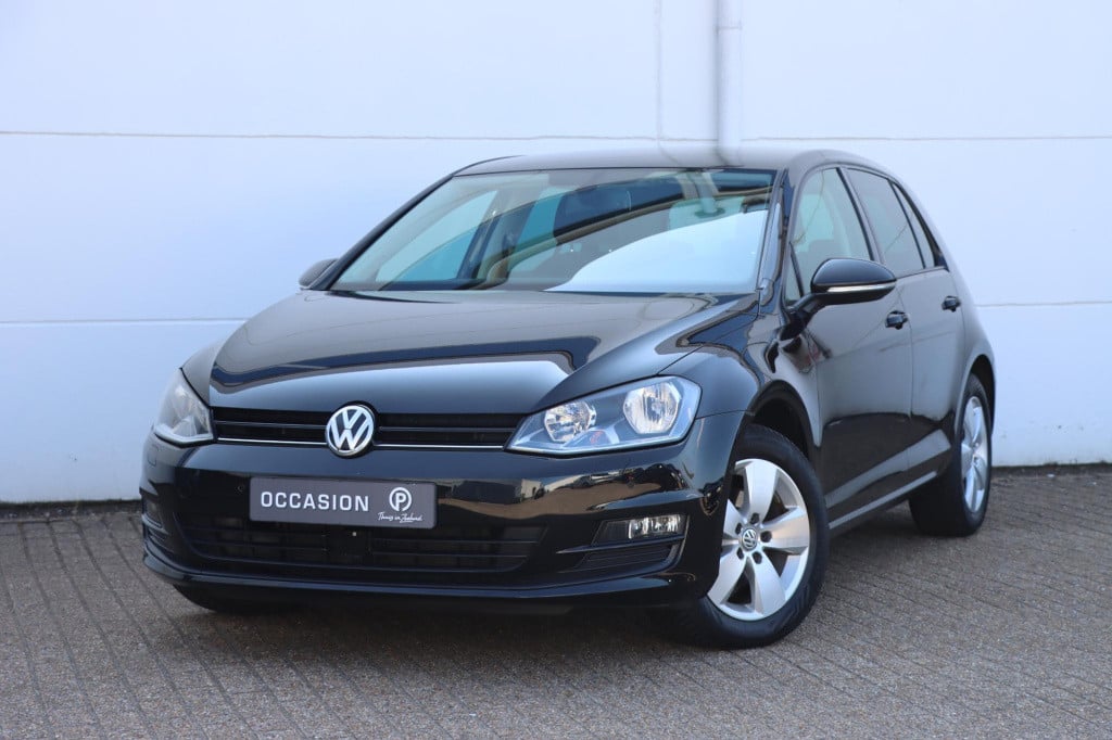 Volkswagen Golf 1.2 tsi business edition r connected