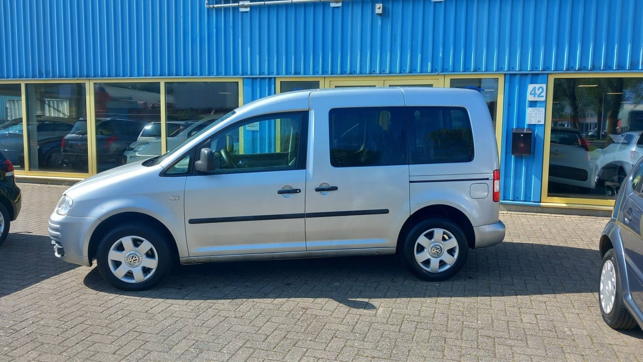 Volkswagen Caddy 1.6 Optive 7 persoons bj:2007 airco lm-velgen apk 2027