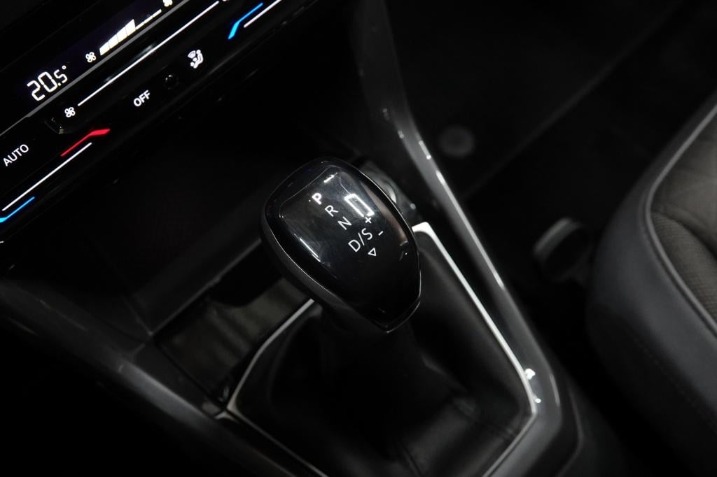 Volkswagen T-cross 1.0 tsi | carplay | acc | stoelverw. | pdc |