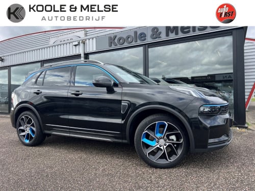 Lynk & Co 01 1.5 261pk plug in hybrid , ( komt 24 oktober binnen ) panodak 