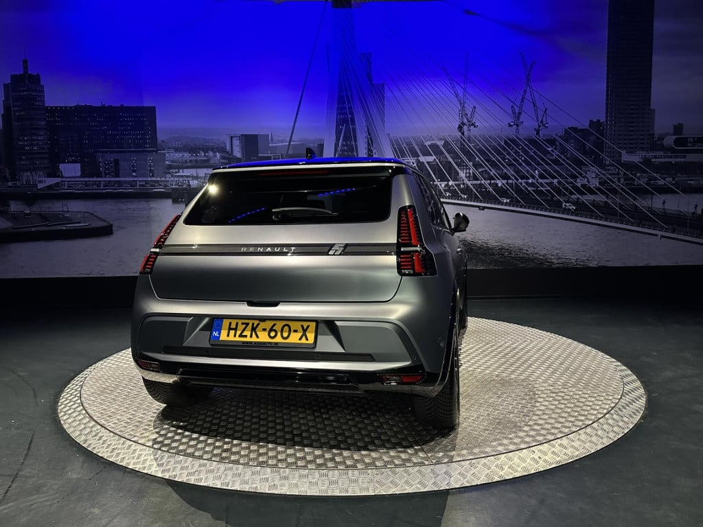 Renault 5 comfort range roland-garros 52 kwh *nl auto*harmankardon*acc*