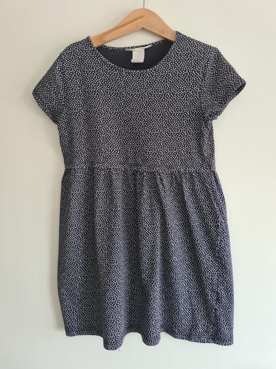 Donkerblauw met witte stipjes jurkje van H&M  Maat 128
