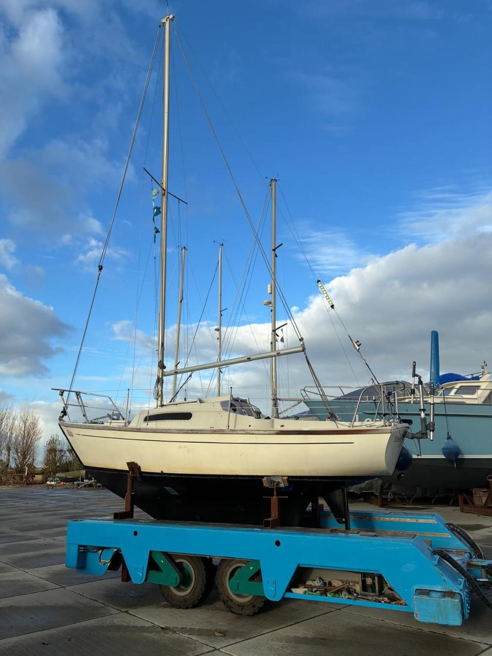 Hurley 700 – Zeilklaar, goed onderhouden, direct varen!