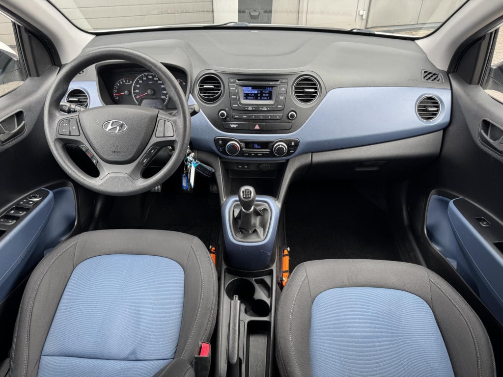 Hyundai I 10 1.0i i-motion comfort plus | climate control | radio-cd/mp3 sp