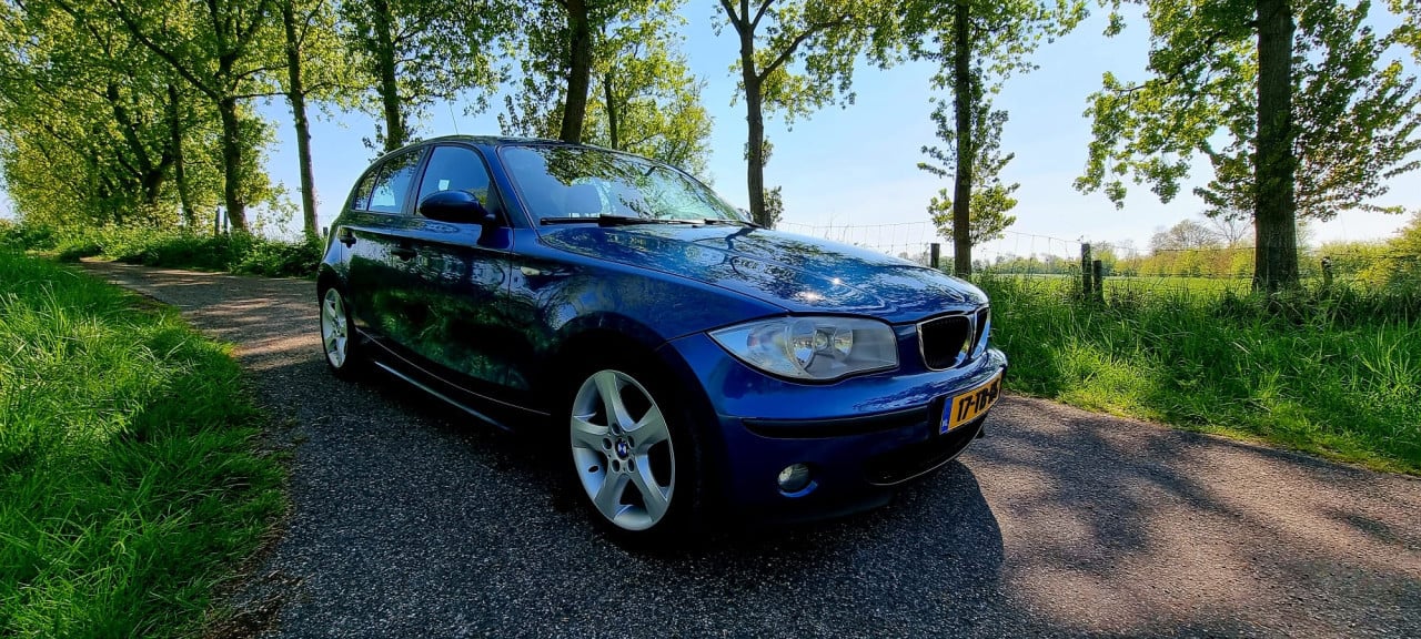 Bmw 118i 5Deurs 176Dkm android apple