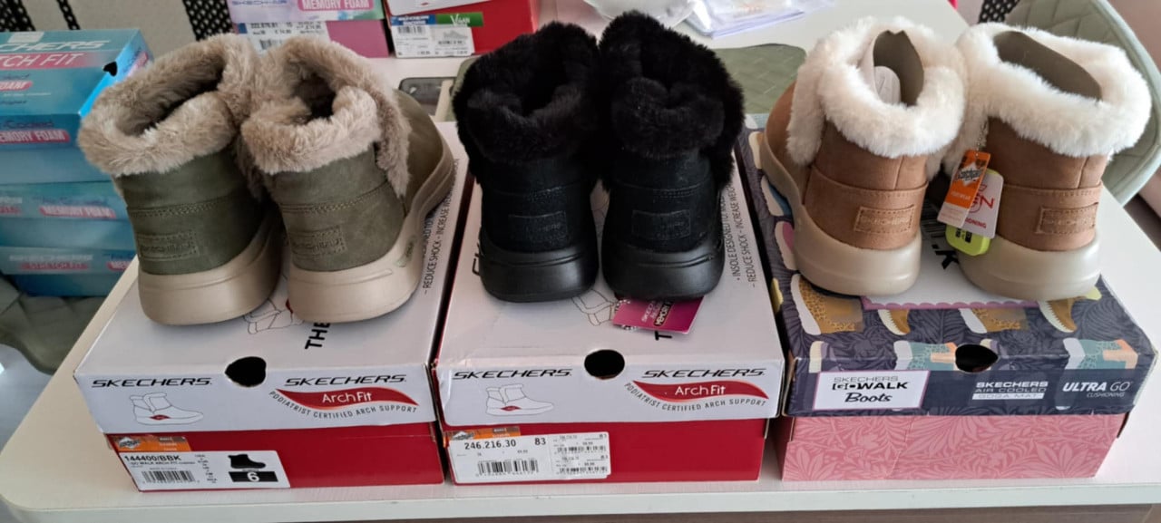 DAMES SKECHERS