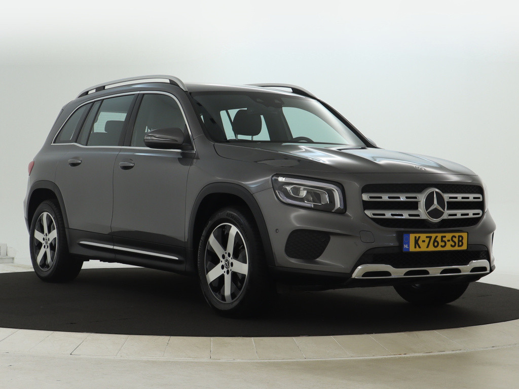 Mercedes-Benz Glb 180 business solution luxury | trekhaak | sfeerverlichtin
