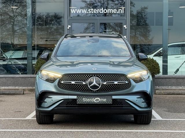 Mercedes-Benz Glc 300e 4matic amg line l airmatic l panoramadak l meesturen