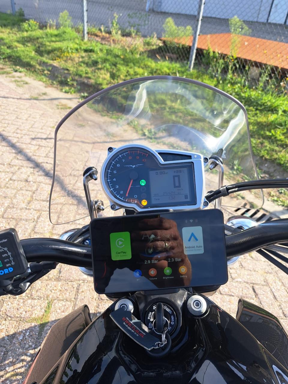 Moto-Guzzi