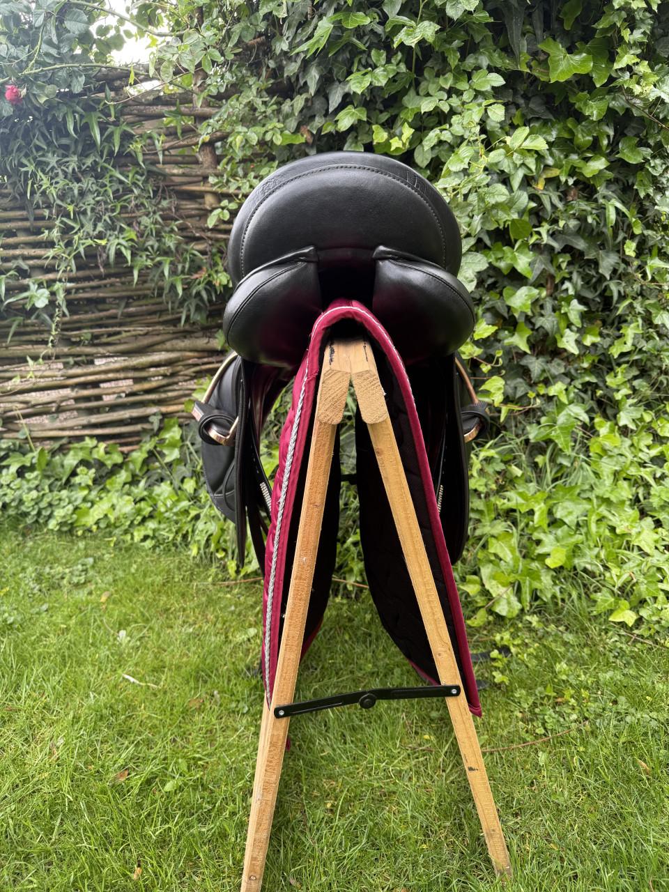 Kingsley zadel D1 17,5 inch