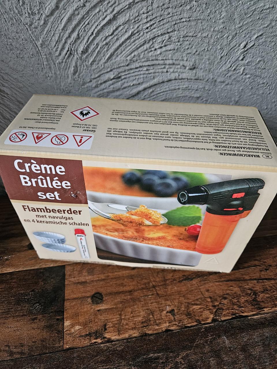 CrèmeNieuw Brûlée set met flambeerbrander en schaaltjes