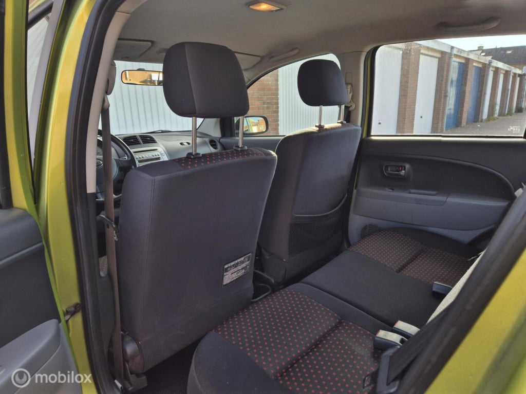 Daihatsu Sirion 2 1.3-16v / origineel nl / 5-deurs / airco