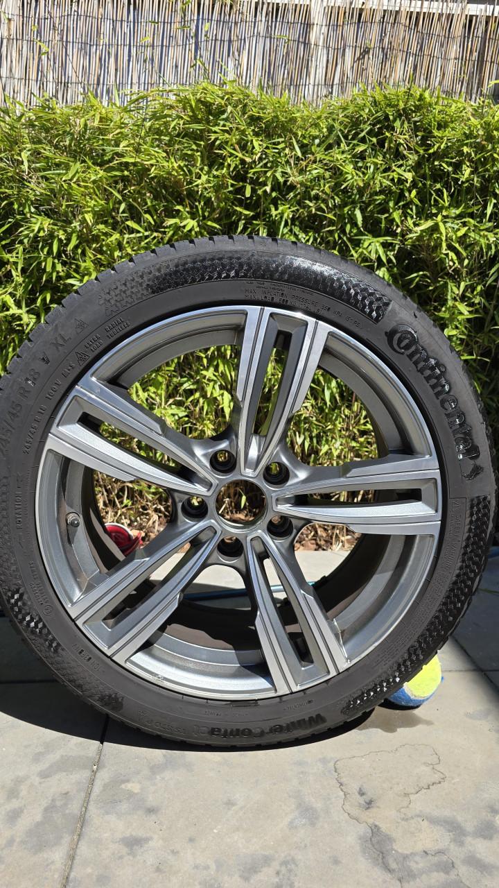 18 inch velgen 5x120 met continental winterbanden