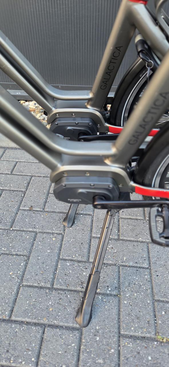 Mooie nette set Vogue Galactica 418Wh framemaat 53