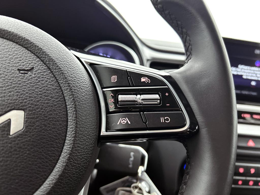 Kia Ceed Sportswagon 1.0 t-gdi dynamicline camera | climate control | navig