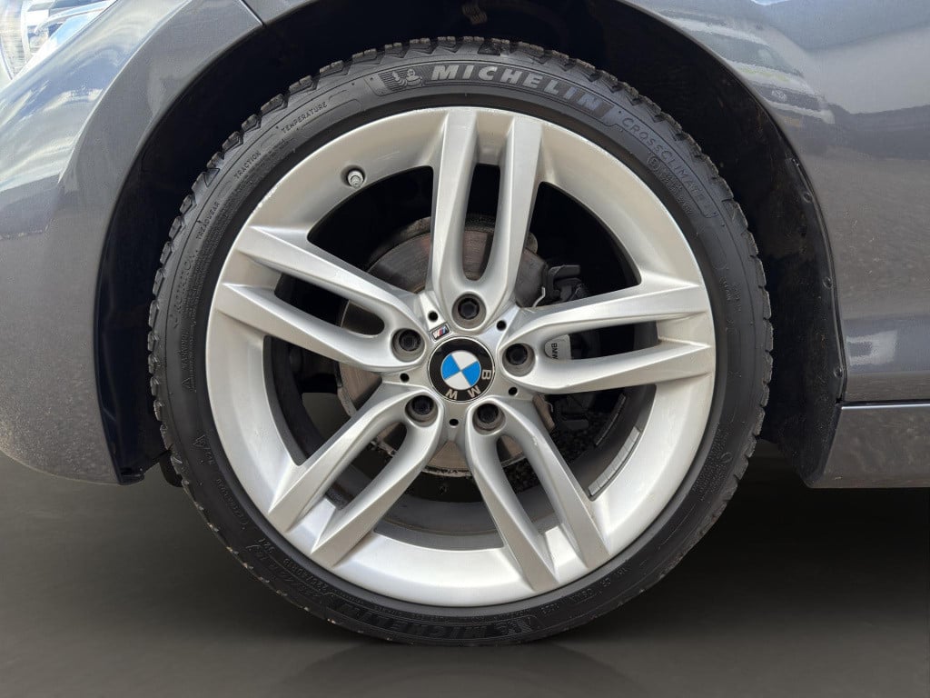 BMW 1 Serie 118i m sport 5 drs | schuif/ kanteldak | airco (auto) | sportst
