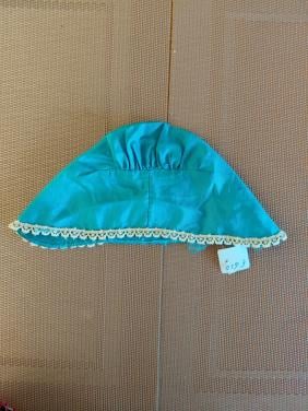Blauw achter-kapje Arnemuiden Klederdracht.