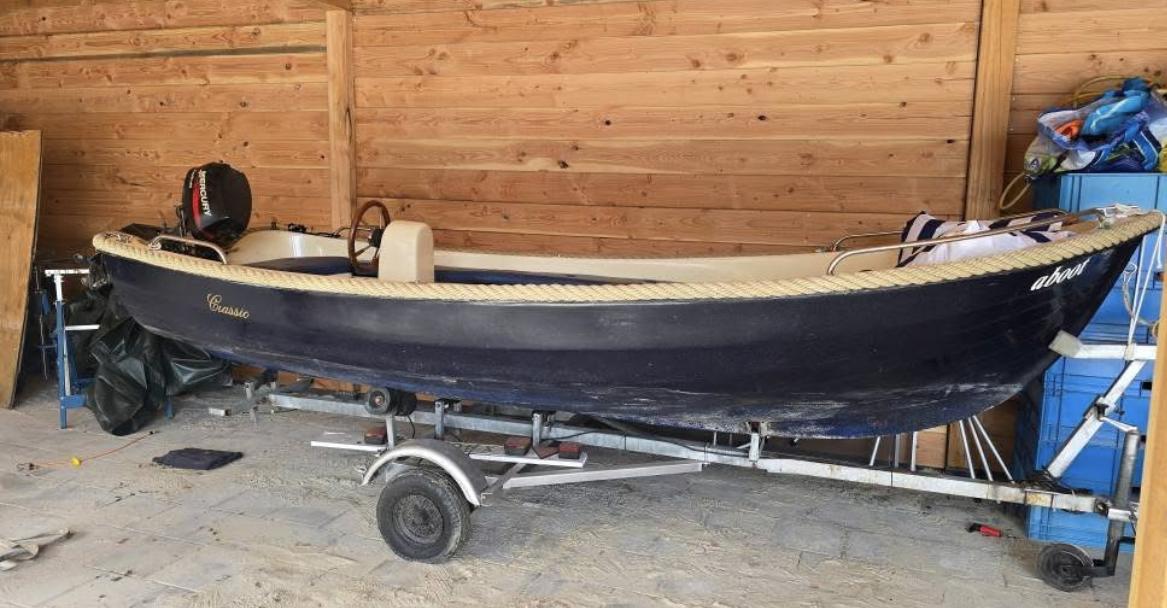 Corsiva 430 met mercury 4 PK en trailer