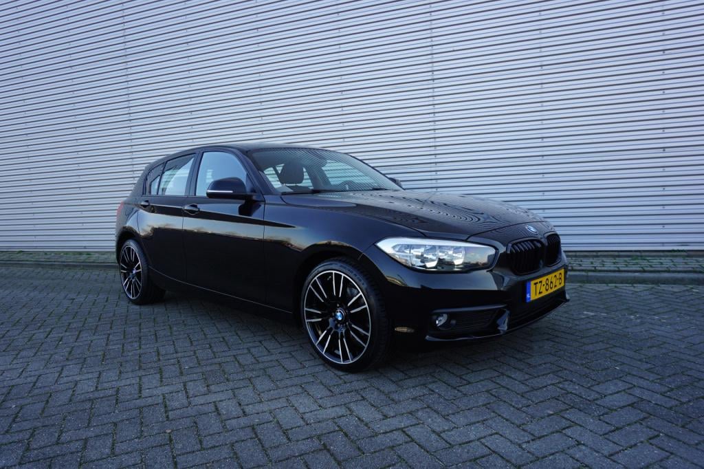 BMW 1 Serie 118i corporate lease m sport airco / cruise / stoelverw. / park