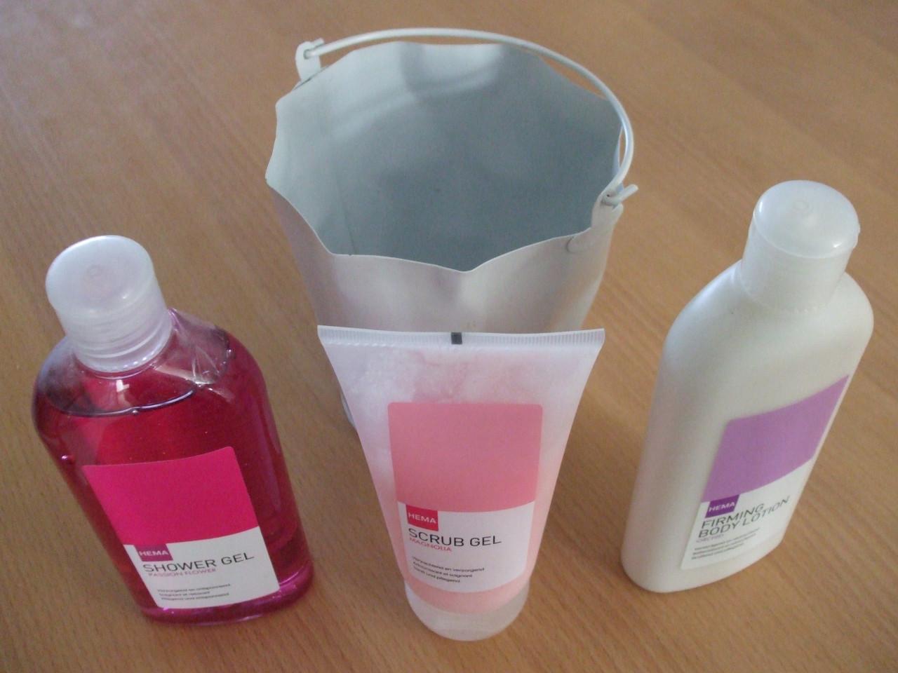 Te koop verzorgingsset van de HEMA.(nieuw).