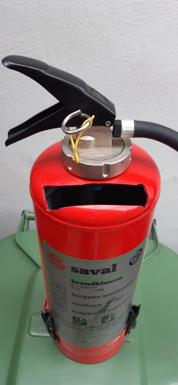 Saval orginele brandblusser aangepast ideeënbus, enquettebus, surprise enz.