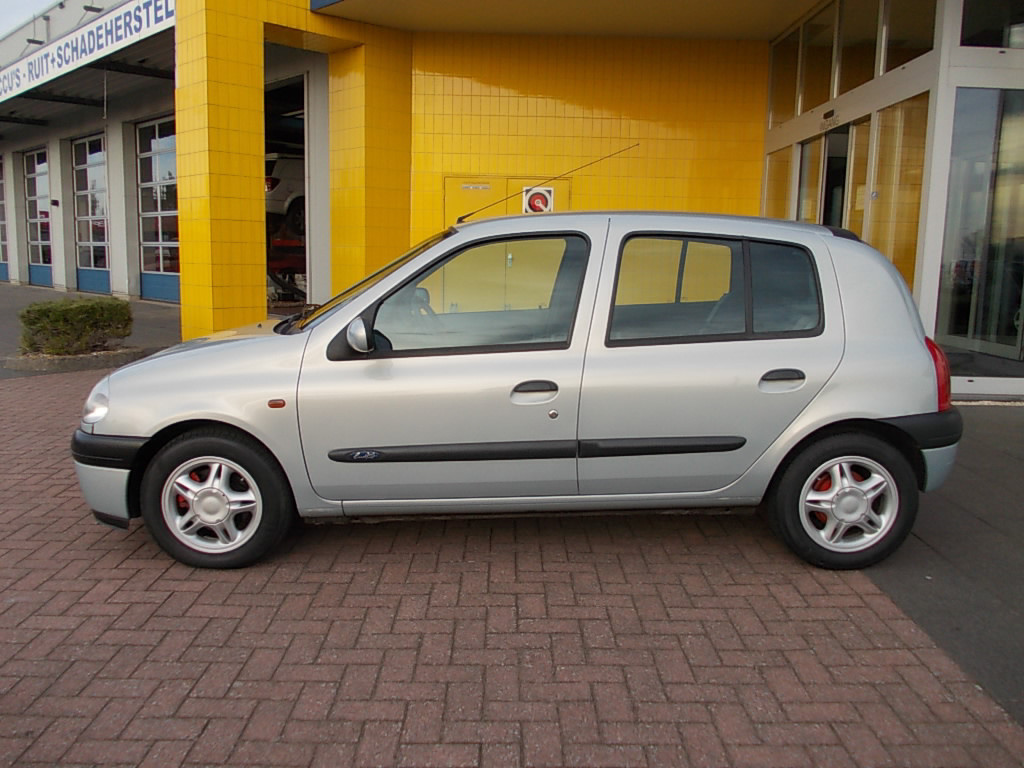 Renault Clio 1.9 dti 5-deurs airco 124000 km!!