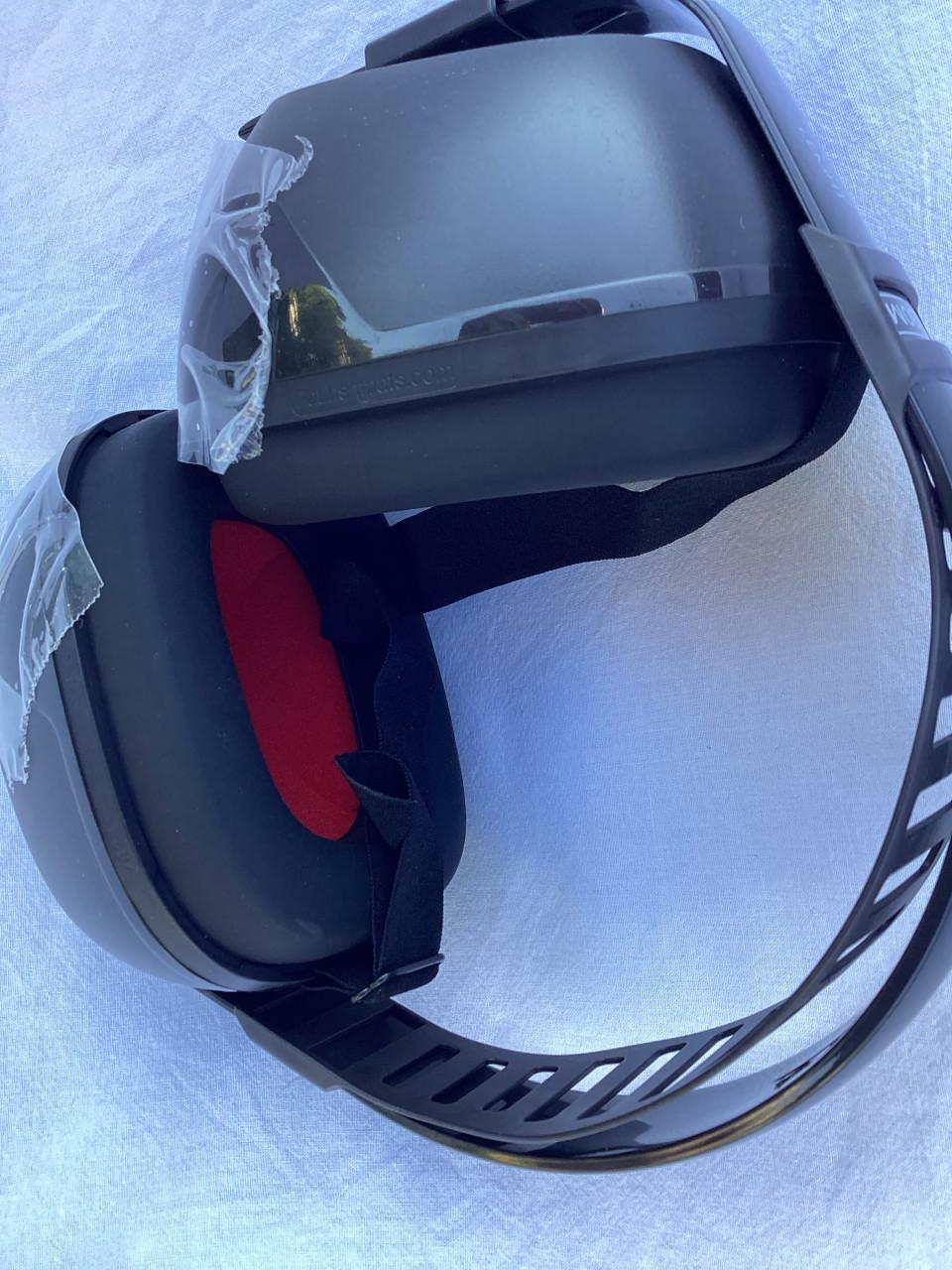 HONEYWELL.  OORKAPPEN  ** NIEUW**. 130 DB