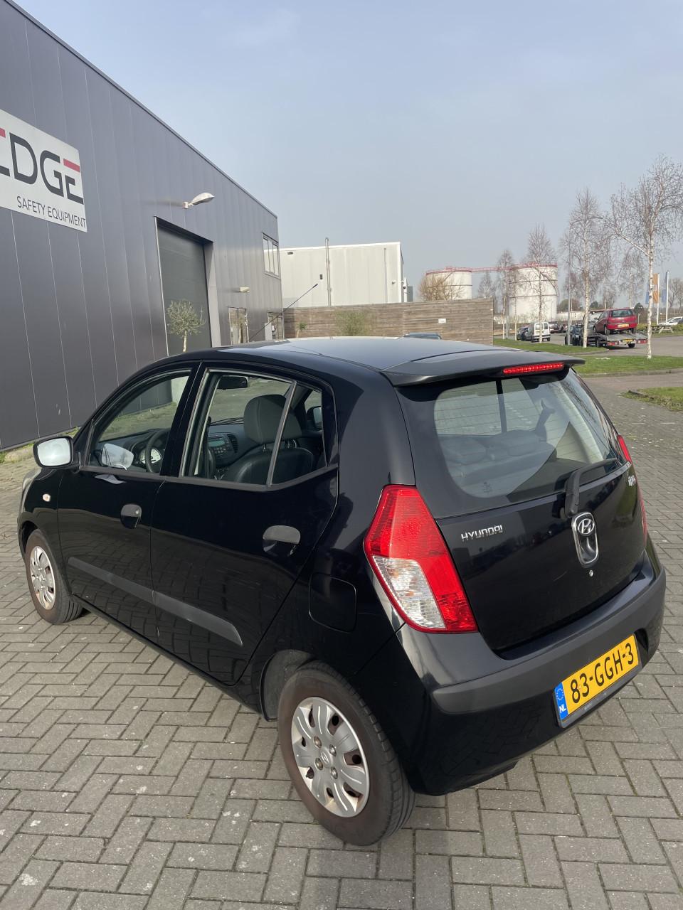 Hyundai i10 1.1 I 5DR 2008 Zwart | 69.646 KM NAP | NIEUWE APK!