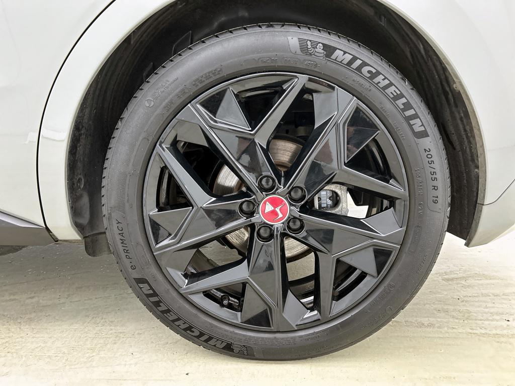 Ds Ds 4 130 pk performance line | rijklaar | panoramdak | elektische stoele