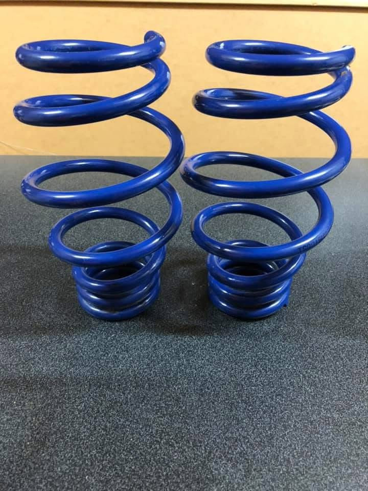 Triple-S Schroefset VW Golf 5
