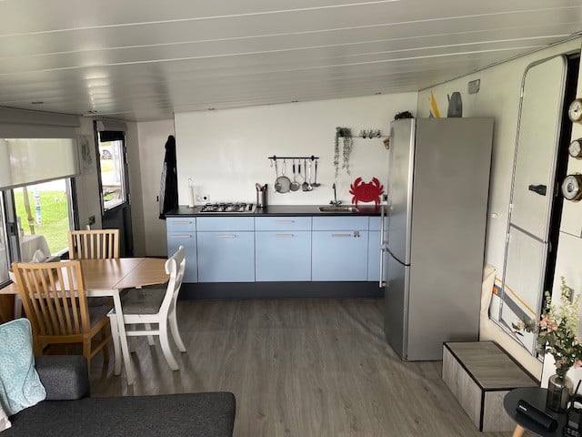 Te huur caravan op camping de paardekreek