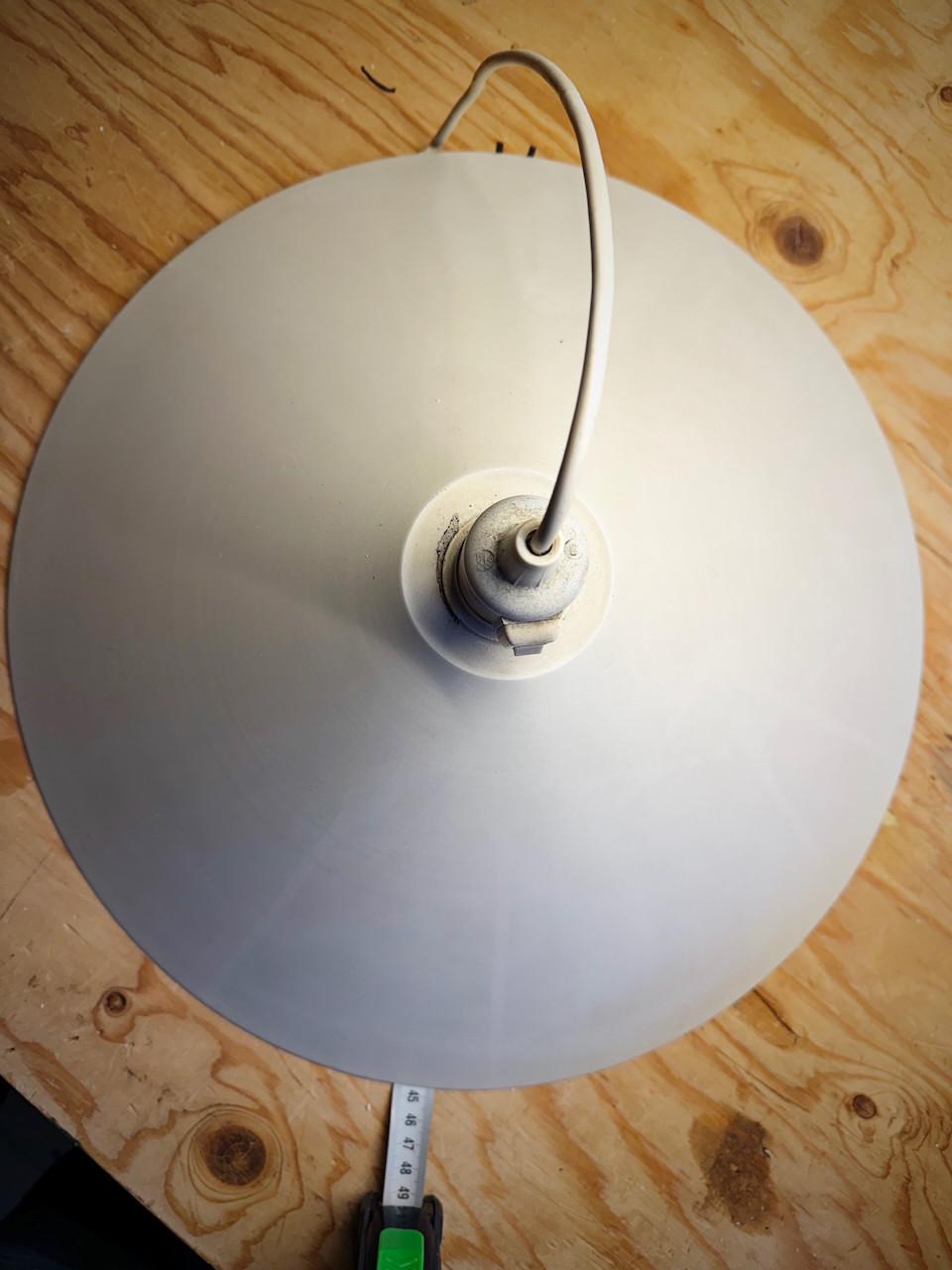 Metalen lampenkap uit de jaren '50