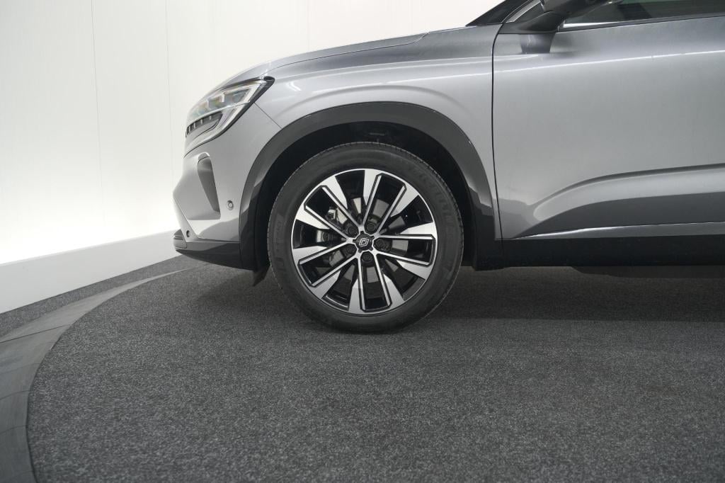 Renault Austral 1.2 e-tech full hybrid 200 techno | 360 camera | panoramada