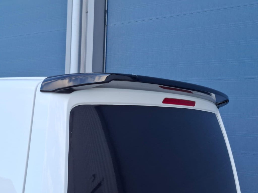 Volkswagen Transporter 2.0 tdi l2h1 30 dc verlaagd / spoilers in kleur / ai