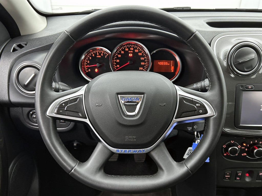 Dacia Sandero Stepway 0.9 tce sl | trekhaak | navigatie