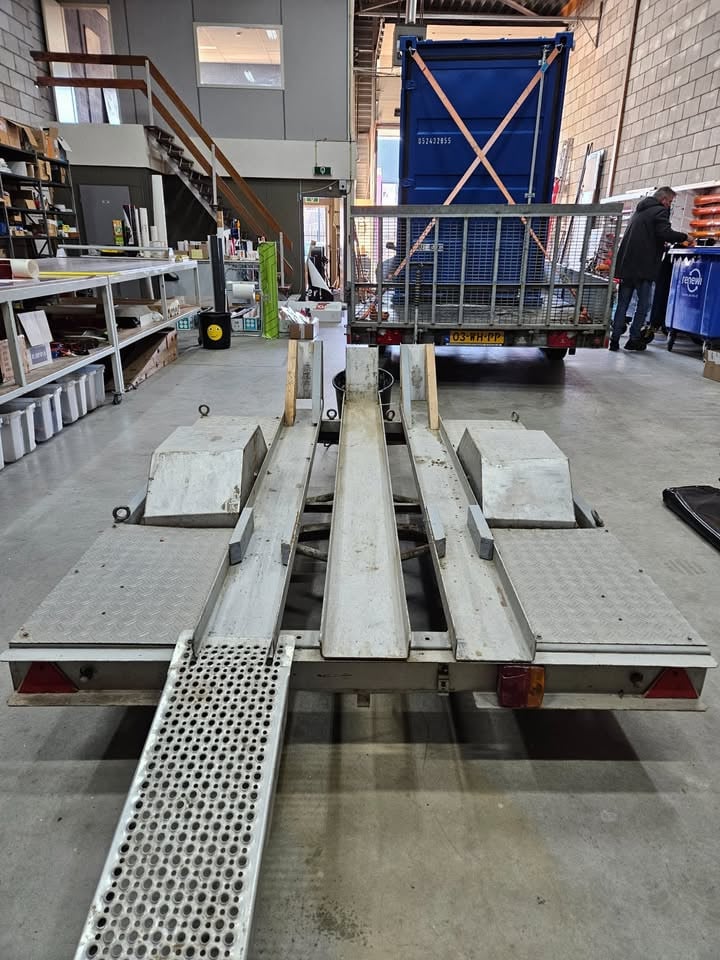 Motoraanhanger/ motortrailer voor 2 motoren bouwjaar 2015